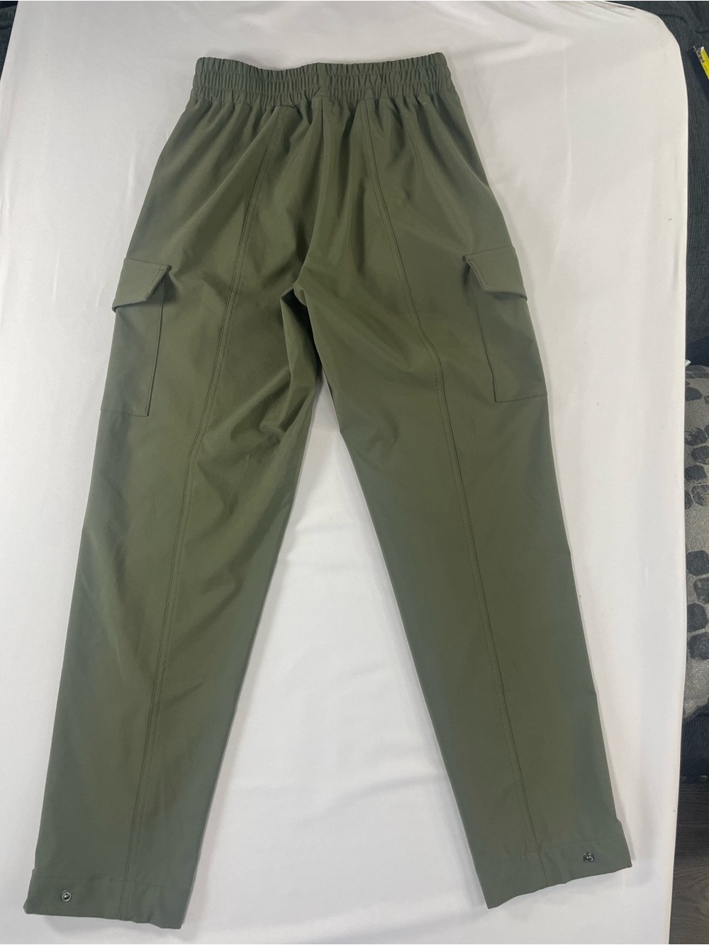 Mondetta Olive Green Wide-Leg Cargo Pants - Picture 9 of 14